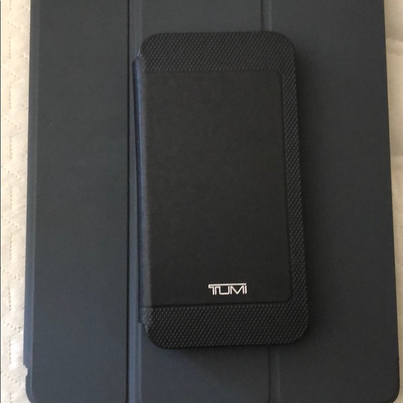 tumi iphone x folio case